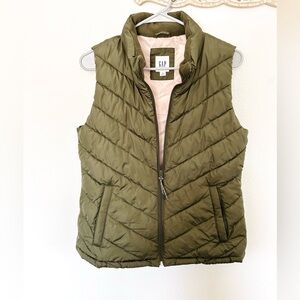 Gap bubble vest